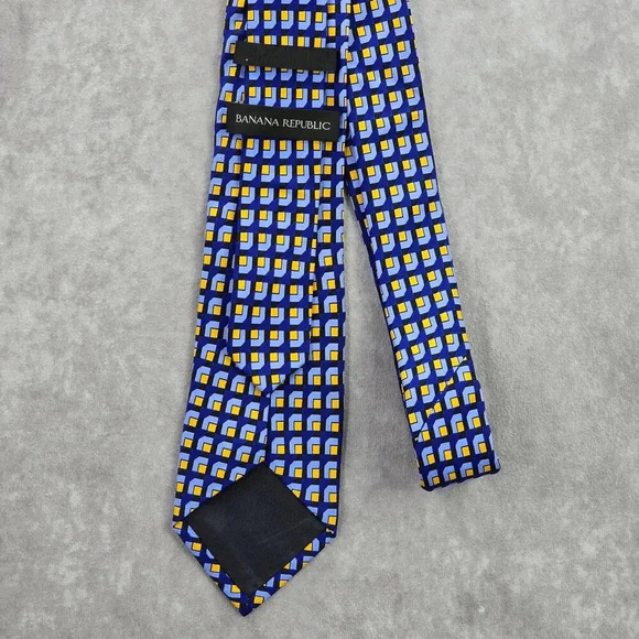 Banana Republic Blue Yellow Square Geometric 100% Silk Men's Neck Tie - Picture 3 of 6